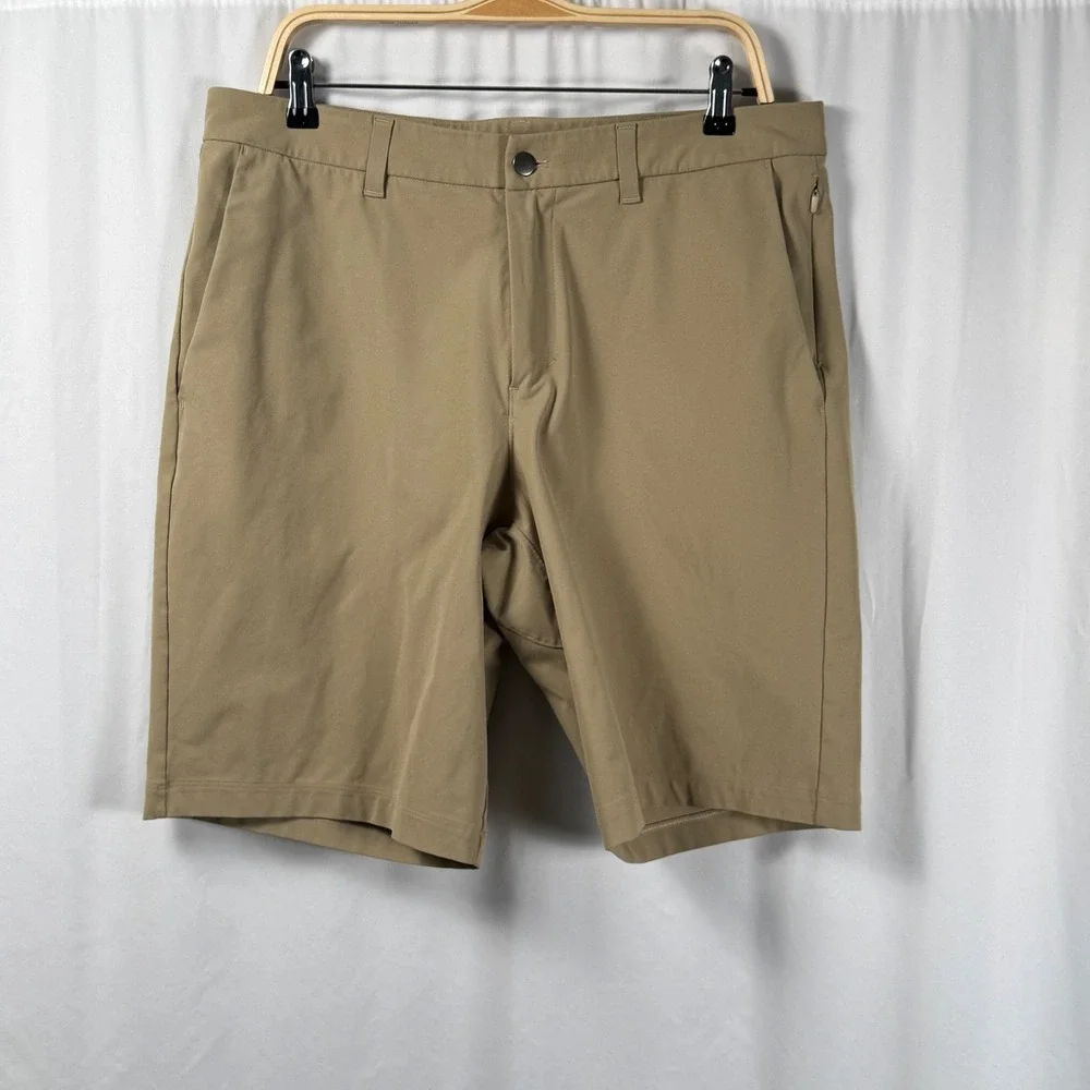 Lululemon Mens 34 Commission Shorts 11